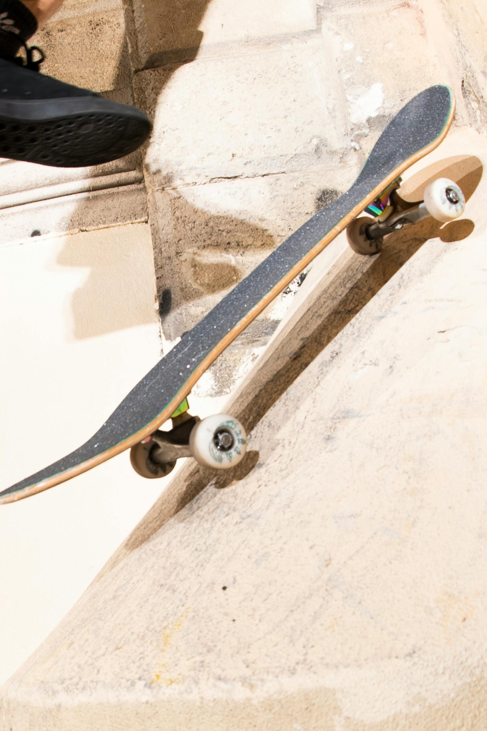 Detail. Board hopping, fetish moment of this trick. The bank is to quietly take it all in...