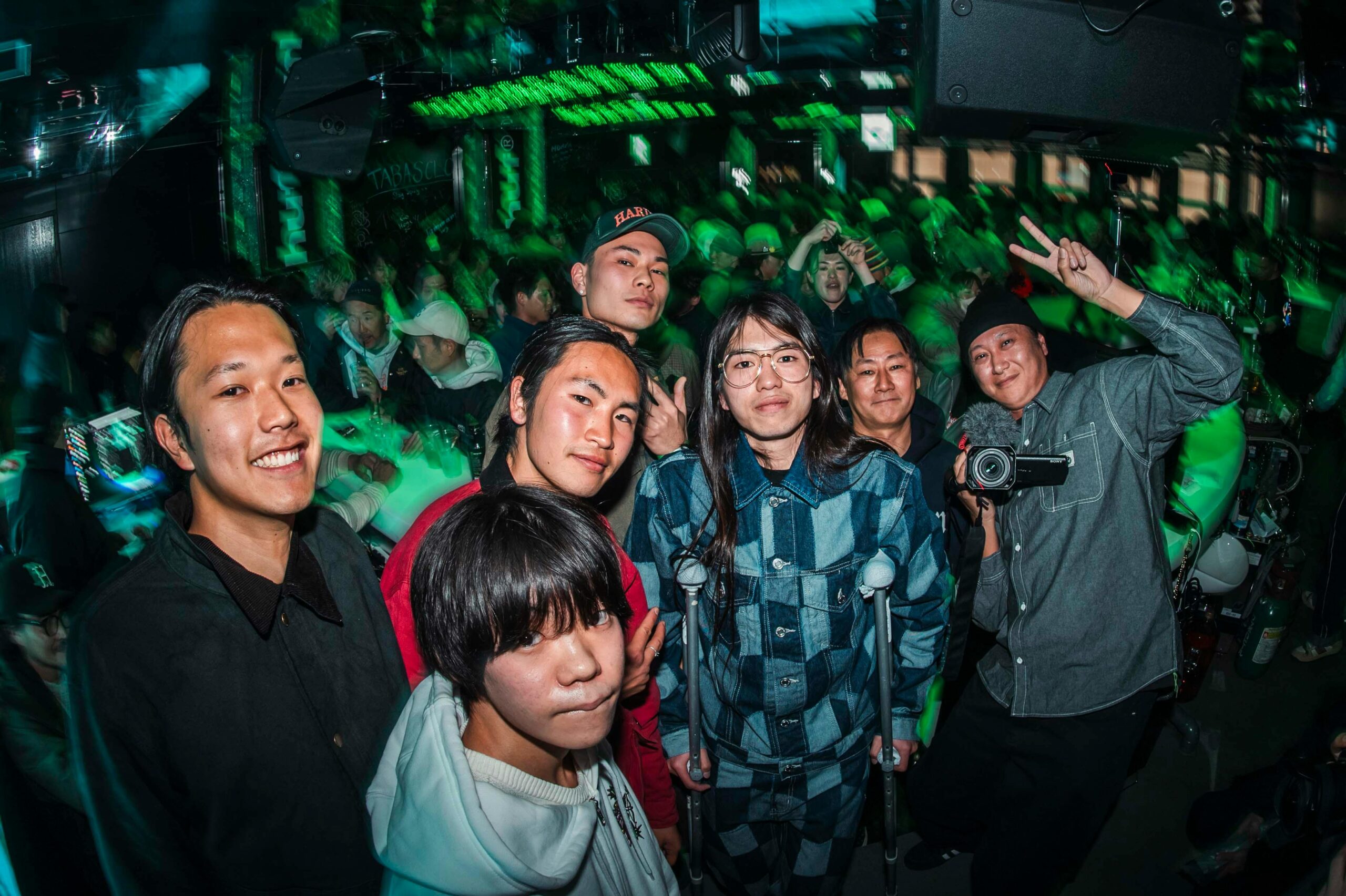 From left, Mana, Taisei, Daiki, Kaya, Toki, Jun, Kamekyo 