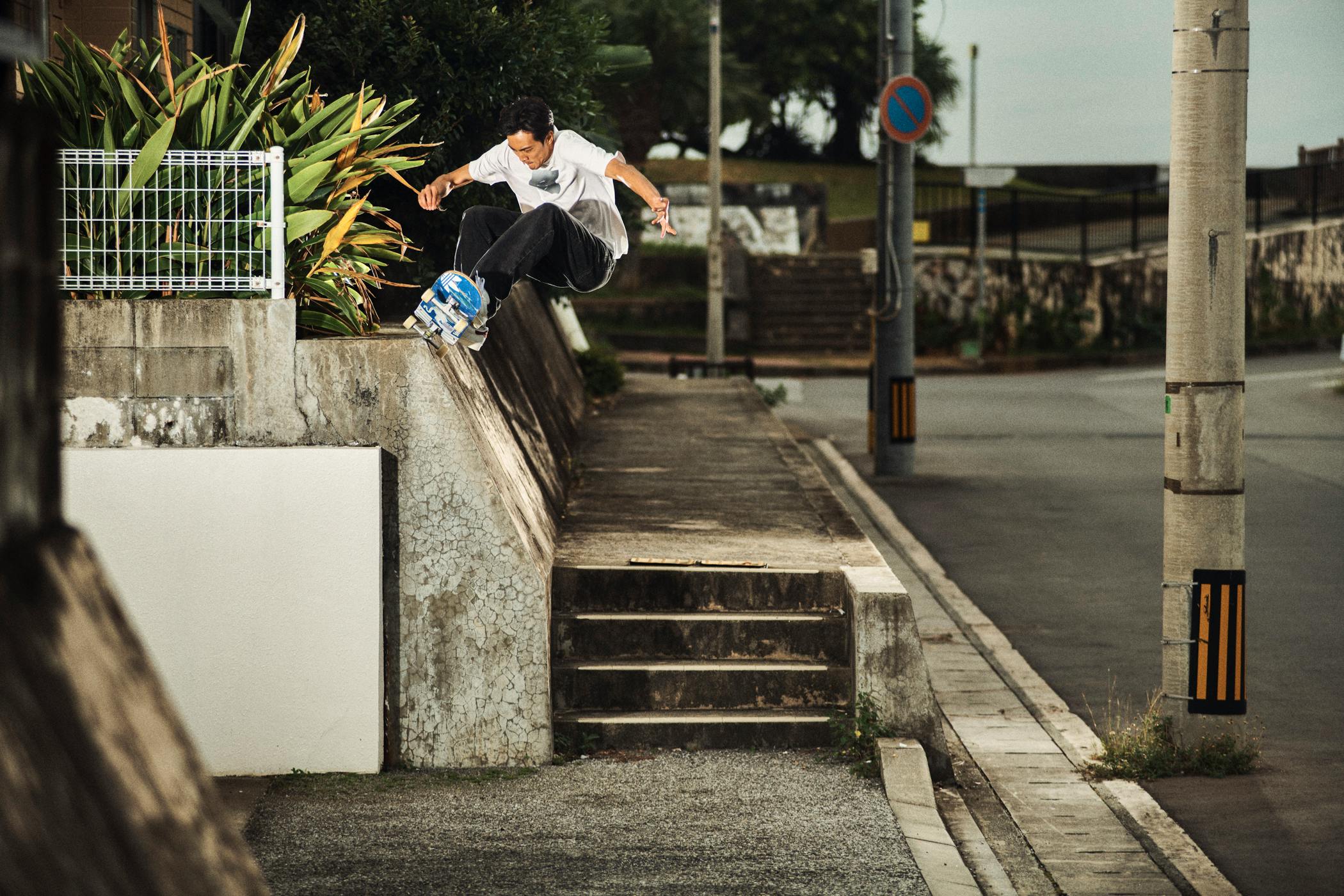 Shin Sanbongi Frontside wallride 5-0, Okinawa